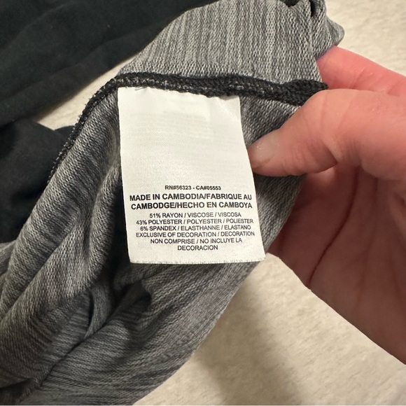 Nike‎ Black Long Sleeve Tee - Picture 4 of 4